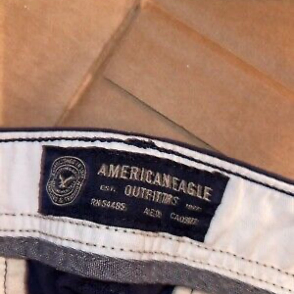 American Eagle Relaxed Navy Khaki Pants Jeans 32 32 TrouserJeans Nice Condition! - Picture 3 of 6